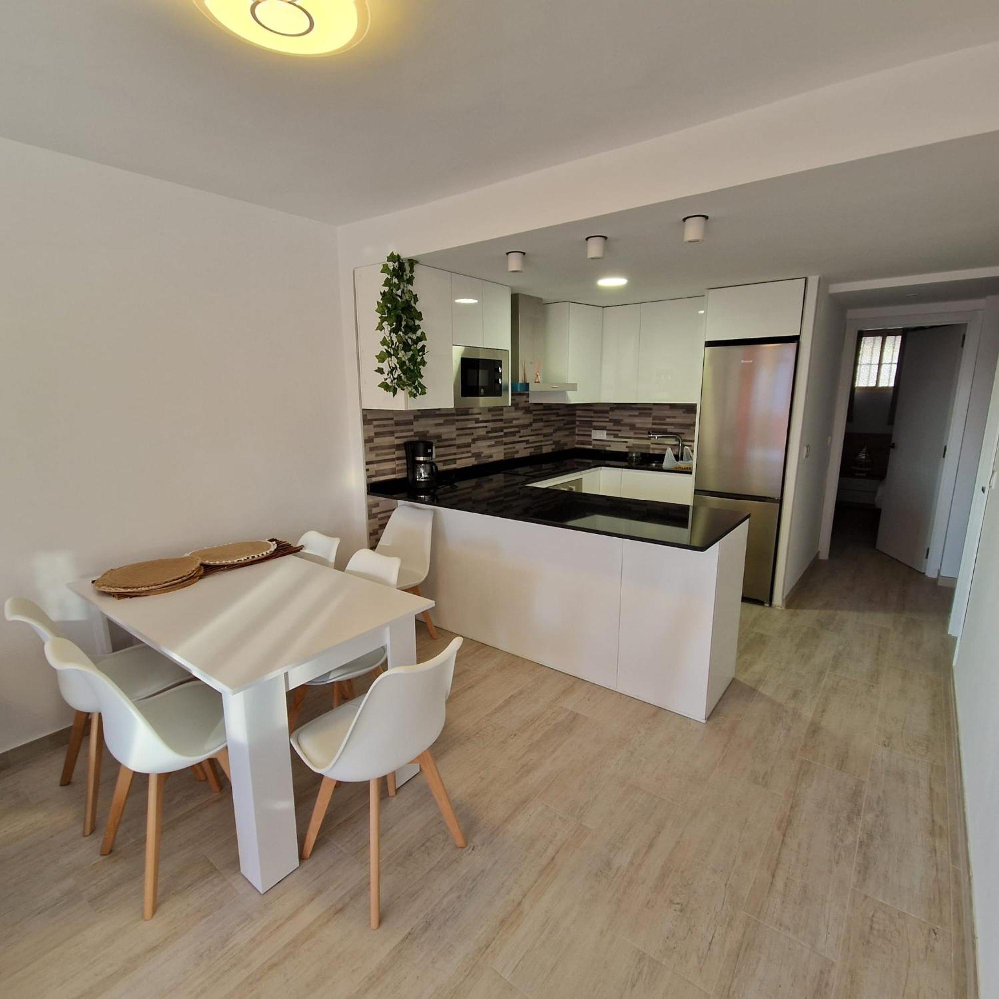 Golden Beach Apartament Бенидорм Экстерьер фото