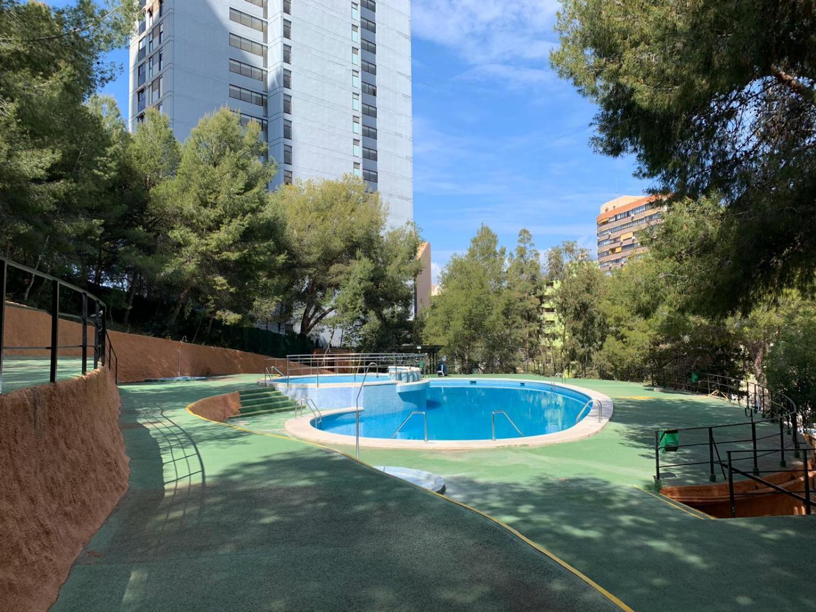Golden Beach Apartament Бенидорм Экстерьер фото