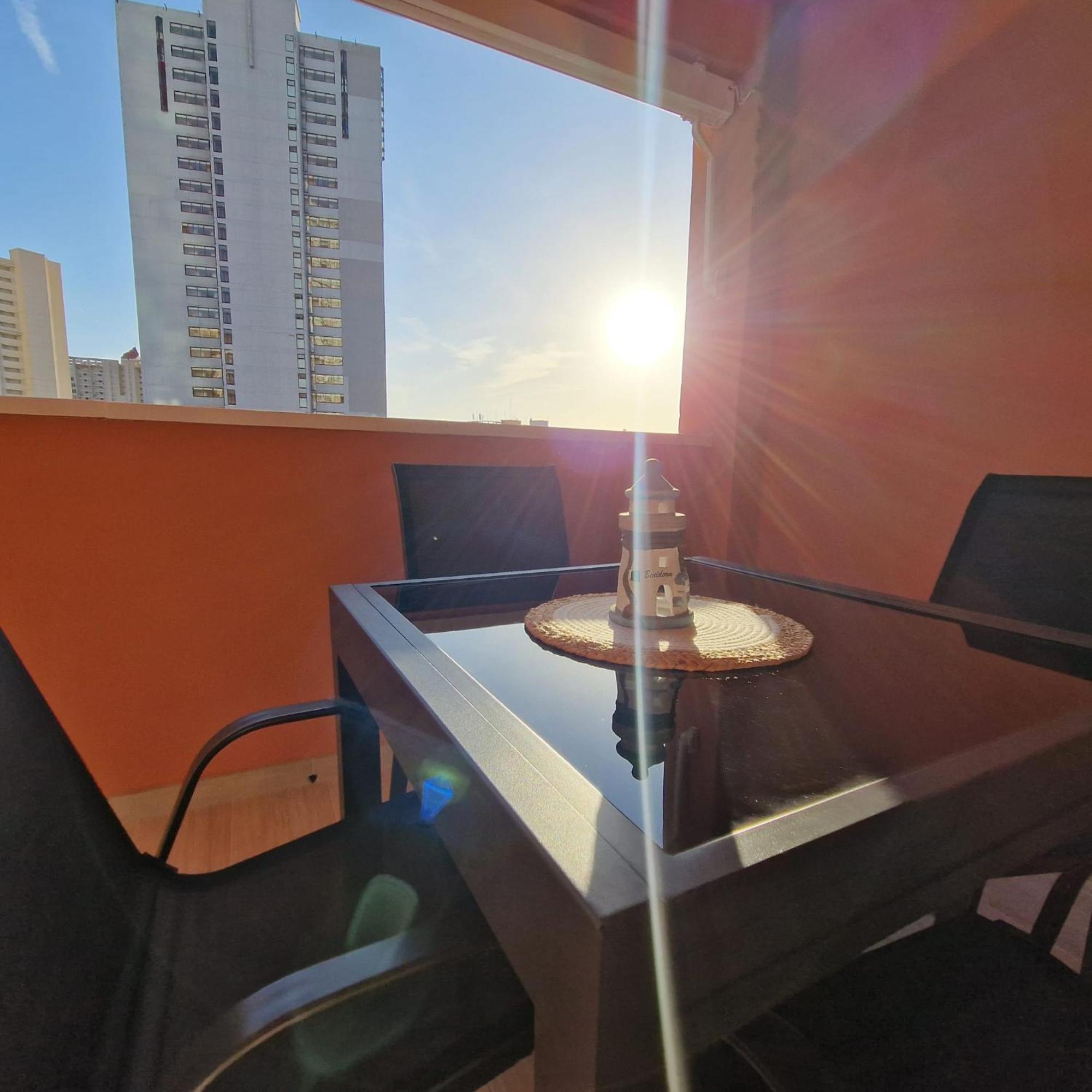 Golden Beach Apartament Бенидорм Экстерьер фото